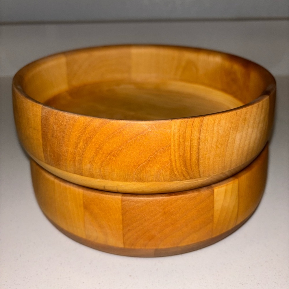 The Vermont Bowl Company 8"
Wide Perfectly Hand Formed
John McLead USA Made Set